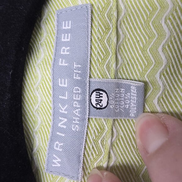 Foxcroft Shirt Womens 2X Green Wrinkle Free Button Front Long Sleeve Blouse Plus - Picture 7 of 11